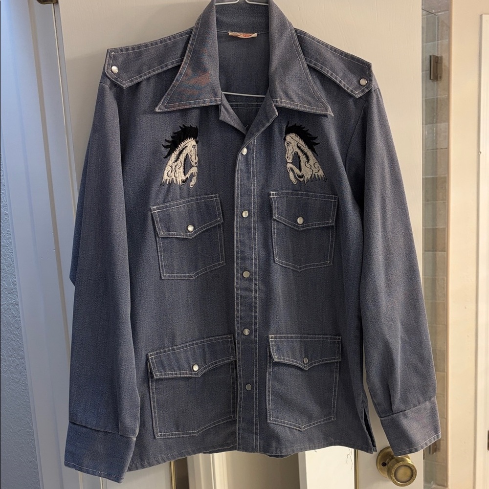 DeGeorge 60’s Hippie Embroidered Horse Denim Jacket PearlSnap Buttons Size Large